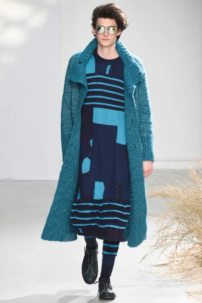 Look 9